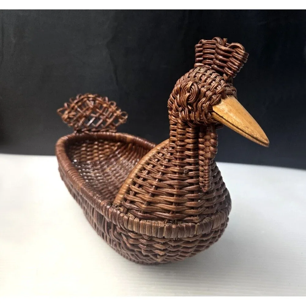 Vintage Wicker Rattan Rooster Chicken Basket Planter Handwoven Farmhouse Decor